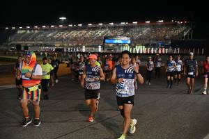 BIB: 
                            <button type="button" onclick="openModal(23916269)" class="btn btn-primary btn-sm float-right btn-popup" data-toggle="modal" data-target=".modal-high-quality">
                        <i class="fas fa-shopping-cart"></i> Add to Cart
                    </button>
                                            <button type="button" onclick="isThisMe(23916269, true)" class="btn btn-success btn-sm float-right btn-popup btn-isme hidden" data-toggle="tooltip" data-placement="bottom" title="นี่คือรูปของคุณใช่ไหม คลิกที่นี่เพื่อเอาเข้าอัลบั้ม">
                        <i class="fas fa-plus"></i> Add to album
                    </button>
                    <button type="button" onclick="isThisMe(23916269, false)" class="btn btn-warning btn-sm float-right btn-popup btn-isnotme hidden">
                        <i class="fas fa-ban"></i> Remove from album
                    </button>